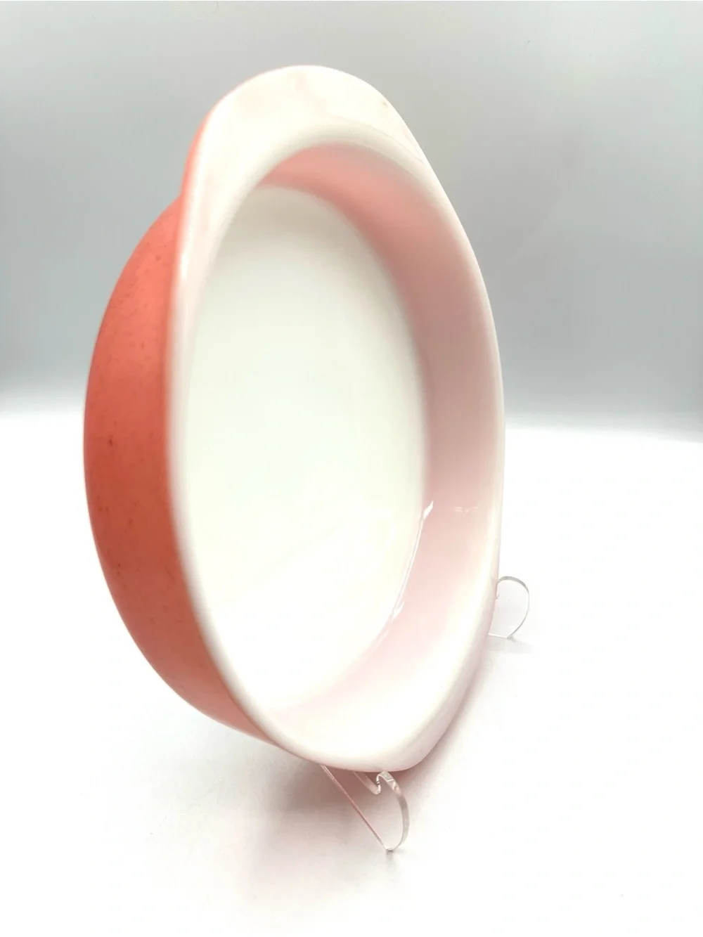 Pyrex Desert Pink, Desert Dawn Round Baking & Serving Dish. 1955-1956
